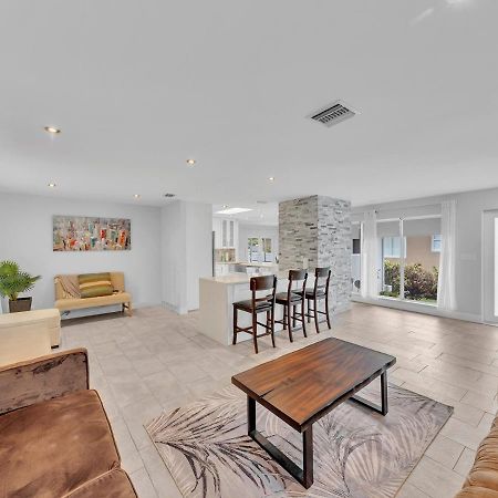 Supervilla - 3Br/2Ba - Pool - Walk To Beach Hollywood Exterior photo