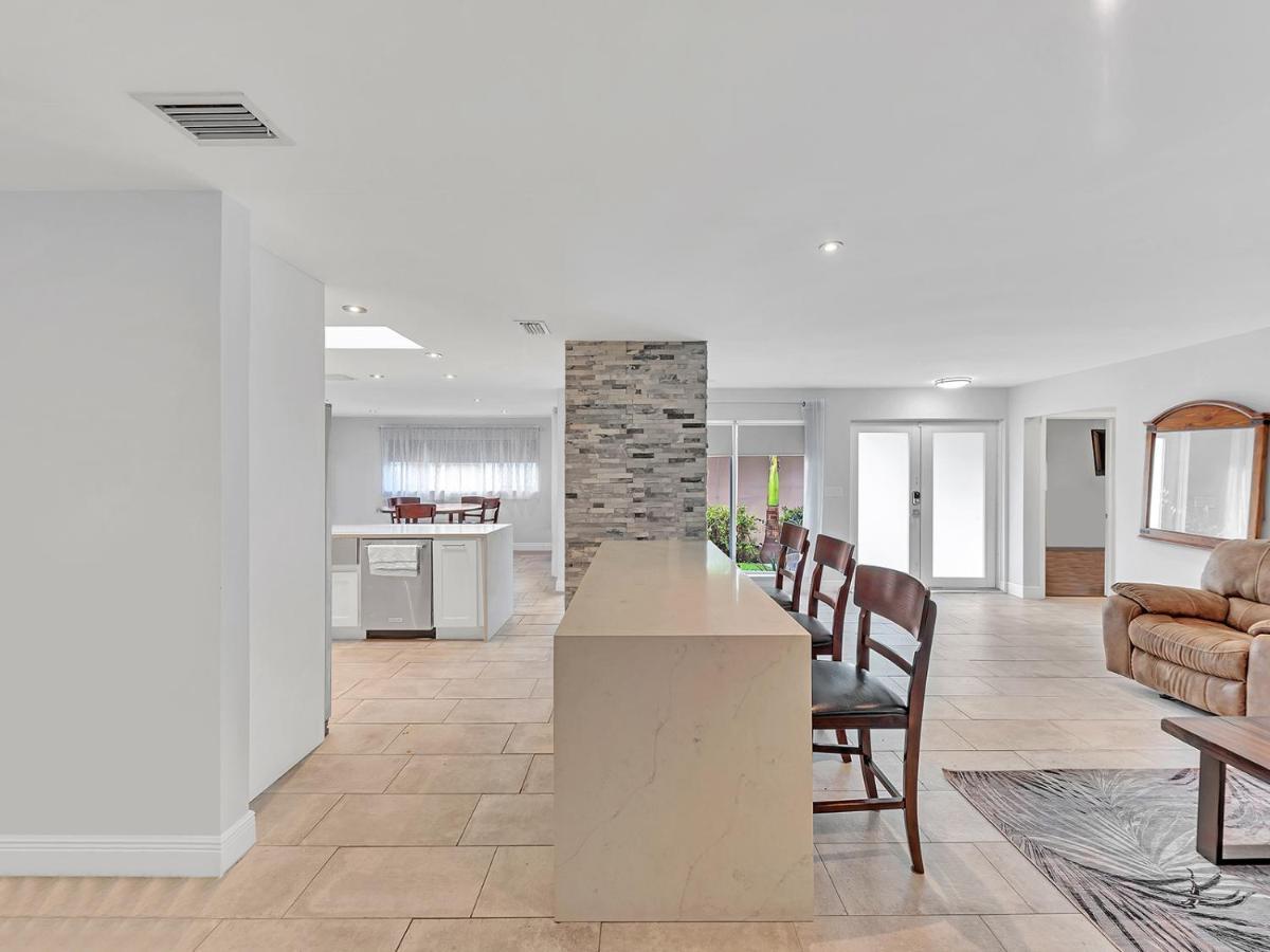 Supervilla - 3Br/2Ba - Pool - Walk To Beach Hollywood Exterior photo