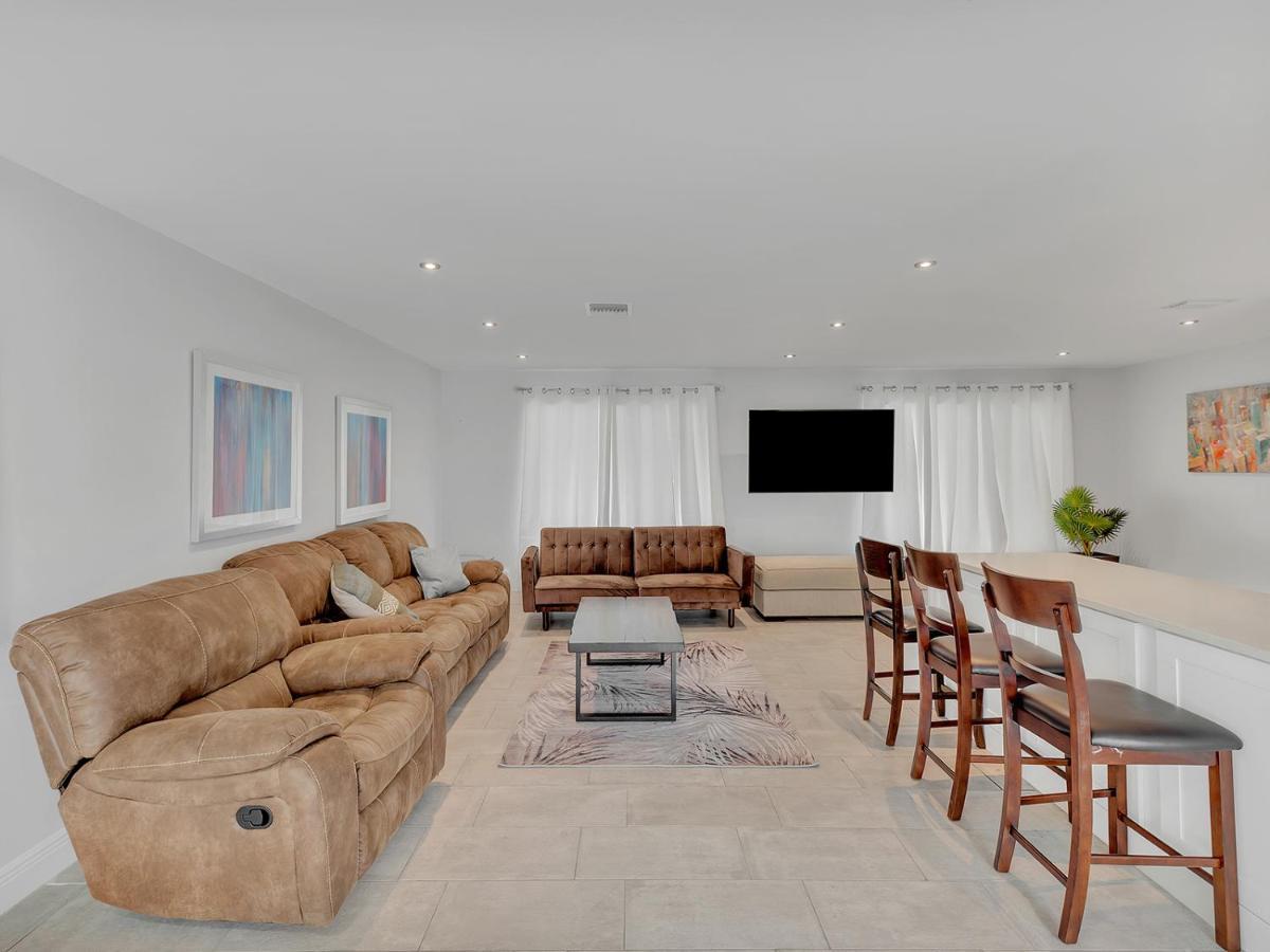 Supervilla - 3Br/2Ba - Pool - Walk To Beach Hollywood Exterior photo